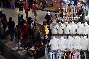 Antisipasi Kerumunan Pengunjung, Pasar Jaya Atur Waktu Tutup Toko di Tanah Abang