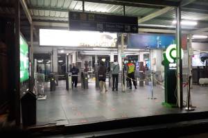 Jam Operasional KRL Commuter Line Dikurangi, Stasiun Bekasi Tampak Lengang