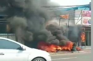 Masih Suasana Lebaran, 2 Rumah dan 3 Ruko di Bekasi Ludes Terbakar