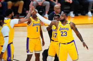 Hasil Play-Off NBA 2020/2021, Rabu (26/5/2021); Lakers Balas Habisi Suns