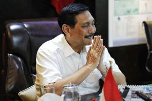 Luhut Bangga Rating Surat Utang Indonesia Stabil di Tengah Krisis