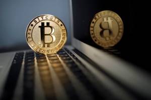 Bitcoin Jatuh Sekali Lagi hingga Berada di Bawah USD36.000