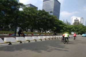 Pesepeda Ogah Lintasi Jalur Sepeda, Warganet: Sita Sepedanya Buat Benerin Jalan Rusak
