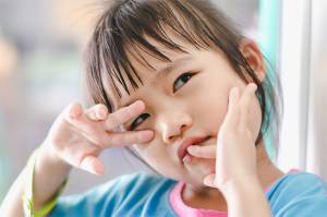 5 Cara Hindarkan Anak dari Kebiasaan Sentuh Wajah demi Cegah Terpapar COVID-19