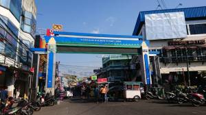 Patuhi PPKM Darurat, Kawasan Kuliner Pasar Lama Tangerang Ditutup