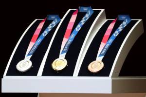 Imbas Covid-19, Atlet Olimpiade Tokyo 2020 Harus Kalungkan Medali Sendiri