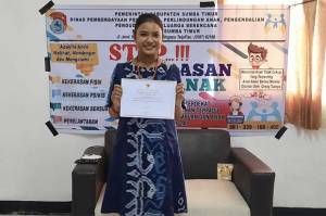 Roslinda, Remaja asal Sumba Timur Terima Anugerah KPAI sebagai Anak Inspiratif