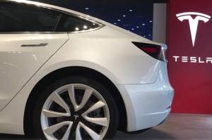 Model Y dan Model 3 Laris Manis, Tesla Raup Keuntungan US$ 1 Miliar