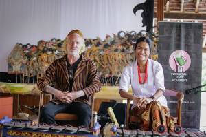 Dibantu Suami, Desainer Migi Rihasalay Dirikan Rumah Joglo sebagai Tempat Berkreasi Seni di Tanjung Lesung