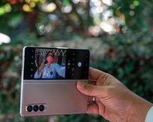 Samsung Galaxy Z Fold3 Punya 5 Kamera di Tiga Tempat Berbeda, Ini Hasil Fotonya…