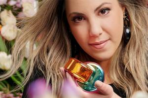 Cerita Unik di Balik Parfum Kolaborasi Bvlgari dan Mary Katrantzou