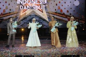Rezki asal Mamuju Berhasil Menjadi sang Juara Pertama Rising Star Indonesia Dangdut