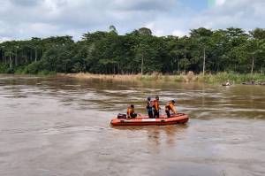 Bocah 10 Tahun Asal Bekasi Tewas Tenggelam di Sungai Cipamingkis Bogor