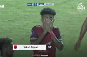 Babak Pertama, PSM Makassar Unggul 3-1 Atas Persebaya