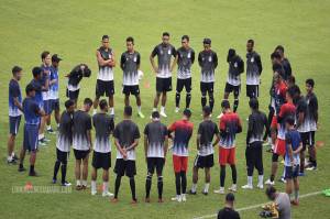Pelatih Bhayangkara FC Heran Evan Dimas dan Adam Alis Dipanggil Timnas