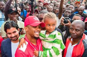 Samuel Eto’o Maju di Bursa Calon Presiden Sepak Bola Kamerun: Saatnya Membangun!