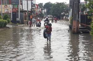 Atasi Banjir Klender, Saluran Air Segera Dibangun di Jalan I Gusti Ngurah Rai