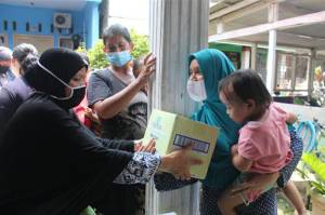 Bantu Kesehatan Anak-anak di Masa Pandemi, Human Initiative Bagikan Tisu Basah
