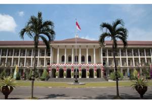 7 Universitas Terbaik di Indonesia versi Mosiur 2021, UGM Masih Juara