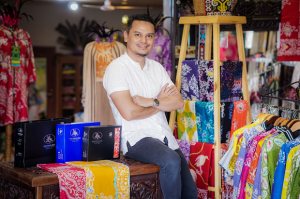 Usaha Batik Lokal Khas Bontang Rambah Pasar Luar Negeri