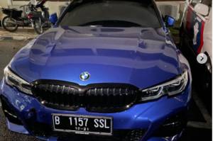 BMW Wagon Tabrak Polisi di Sisingamangaraja, Netizen: Bukan Sembarang Mobil