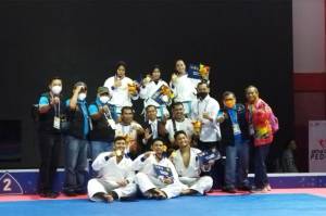Kawinkan Medali Emas, Karate Sulsel Cetak Sejarah di PON Papua