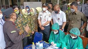 Capaian Vaksinasi Covid-19 Rendah, Kejati DKI Jakarta Datangi Kalibaru