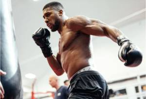 Anthony Joshua Ungkap Penyebab Minta Tolong Pelatih Mike Tyson di AS
