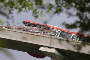 Pasca-tabrakan, 3 Gerbong LRT Jabodebek Mulai Dievakuasi