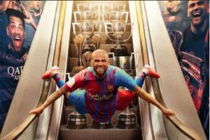 Dani Alves Berasa Jadi Pahlawan Super jika Kenakan Seragam Barcelona