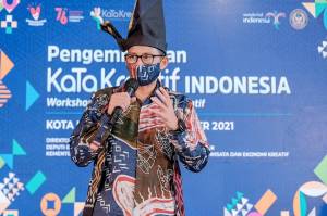 Makassar Episentrum Ekraf Indonesia Timur, Sandiaga: Pelaku Fesyen, Manfaatkan Gernas BBI!