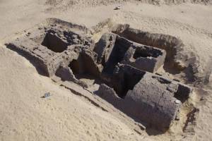 Penemuan Makam Berusia 3.300 Tahun di Mesir, Berisi 2 Jenazah Berlidah Emas