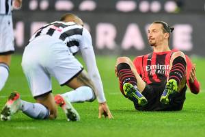 Hasil Udinese vs AC Milan: Main Imbang, Rossoneri Terancam Kehilangan Takhta