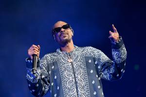 Rapper Snoop Dogg Bikin Snoopverse, Fans Rela Beli Properti Virtual Rp6,5 Miliar