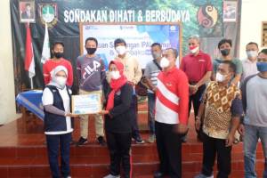 Bantu Perbaikan Sanitasi Warga, BUMN Surveyor Indonesia Salurkan TJSL di Solo