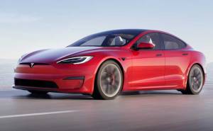 Tesla Model S Plaid Pecahkan Kecepatan 200 Mil Per Jam untuk Pertama Kali