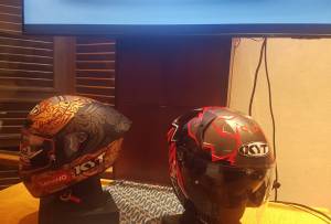Diuji Enea Bastianini, KYT Luncurkan 2 Helm Bersertifikasi FIM