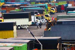 Larangan Angkutan Logistik Saat Libur Hari Besar Keagamaan Munculkan Masalah Baru