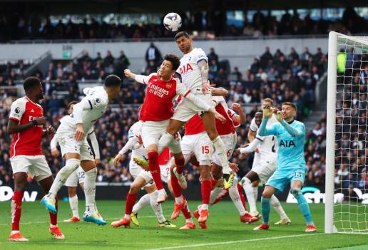 Hasil Liga Inggris: Arsenal Perkasa di Puncak Klasemen usai Sikat Tottenham Hotspur