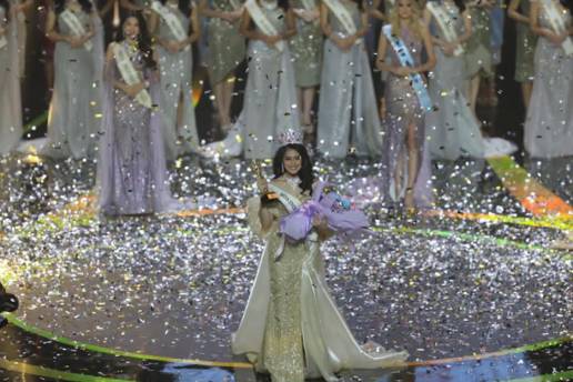 Monica Sembiring Miss Indonesia 2024