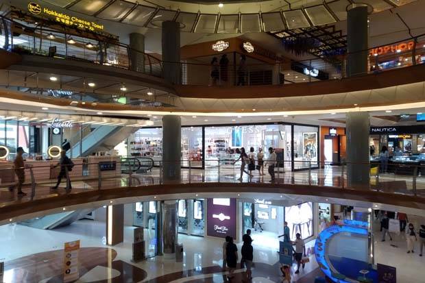 Hari Pertama Buka, Pengunjung Mall Kelapa Gading Masih Sepi