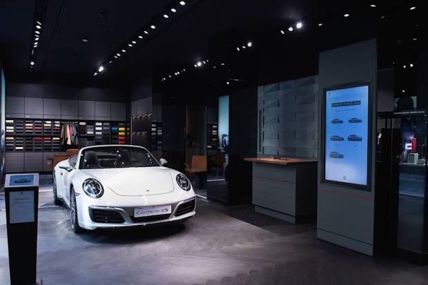 Porsche Segera Ganti Konsep Dealer Mobil Jadi Seperti Apple Store