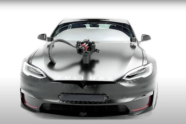 Punya Senapan Mesin, Youtuber Bikin Tesla Jadi Kendaraan Tempur