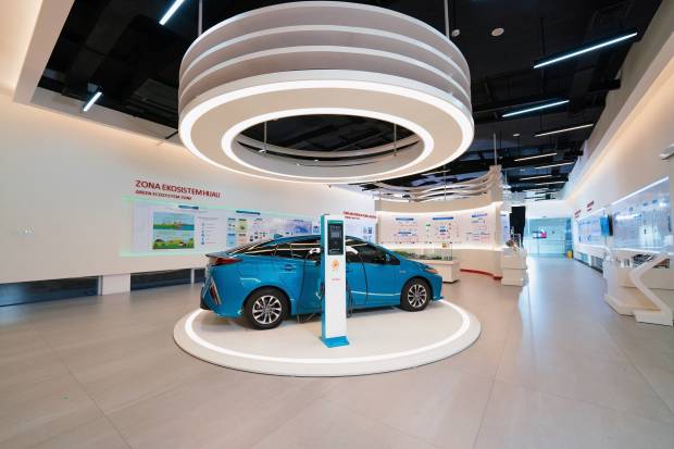 xEV Center, Cara Toyota Edukasi Kendaraan Listrik Kepada Konsumen