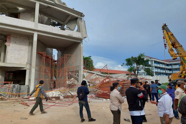 Kesalahan Konstruksi Diduga Jadi Penyebab Robohnya Bangunan SMAN 96 Jakarta Barat