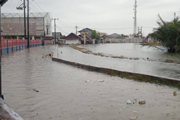 Air Laut Naik, 2 Permukiman Warga Pesisir Tangerang Terendam Banjir Rob