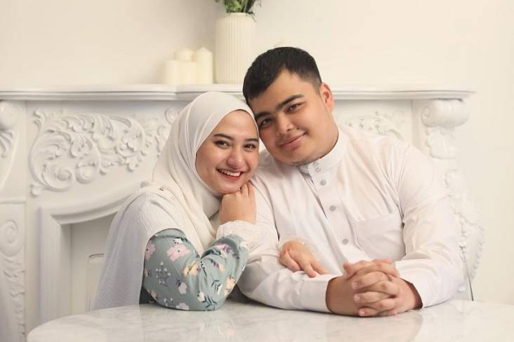 4 Artis Indonesia Ditinggal Pasangan Meninggal saat Pernikahan Seumur Jagung