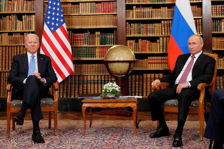 Putin Akan Bahas Ekspansi NATO Saat Video Conference dengan Biden