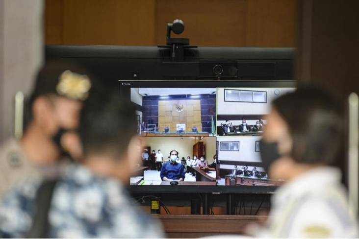 Tolak Kemauan Kuasa Hukum, PN Jakarta Timur Gelar Sidang Munarman Hari Ini secara Virtual
