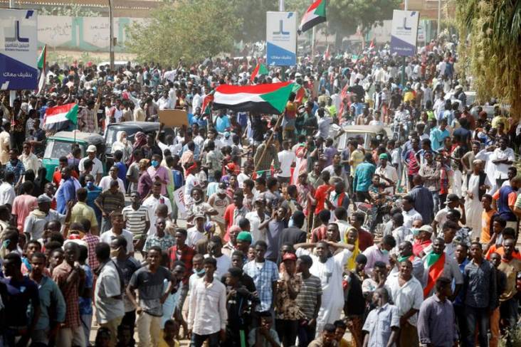 Pasukan Keamanan Sudan Tembak Mati 4 Demonstran
